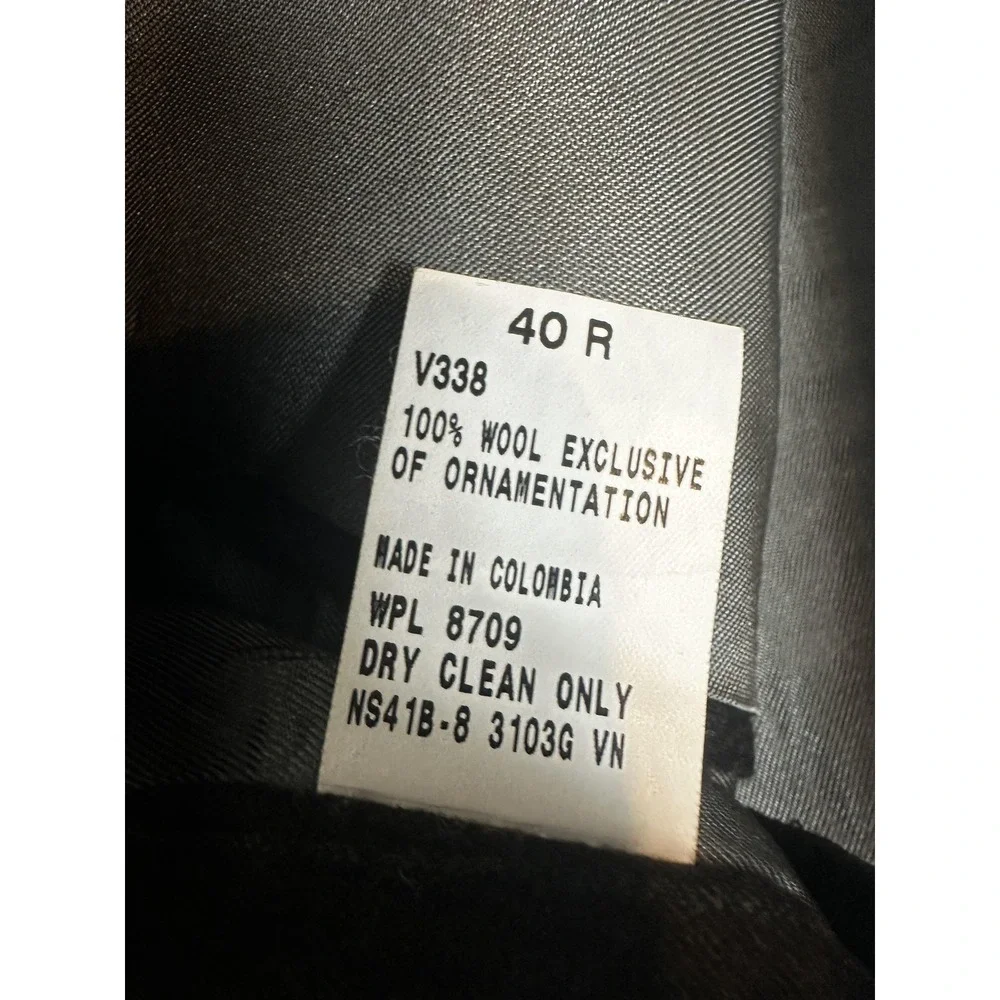 Nautica Blazer Mens 40R Charcoal Gray Pinstripe Wool Two Button Center‎ Vent